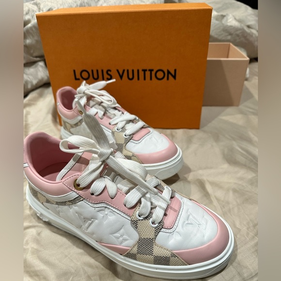 Louis Vuitton Time Out sneaker - Picture 1 of 6